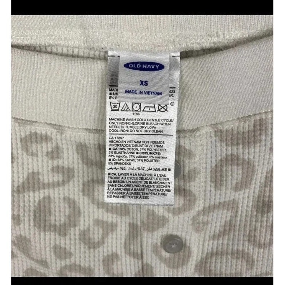 Old Navy Womens Snow Leopard Pajamas (3 Piece) Size XS/S Cotton Blend Comfy Cozy - Picture 5 of 10